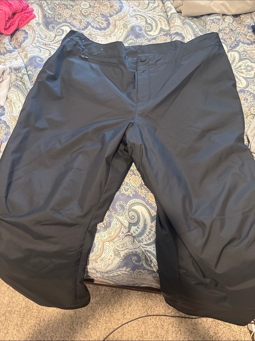 Obermayer women’s ski pants never worn